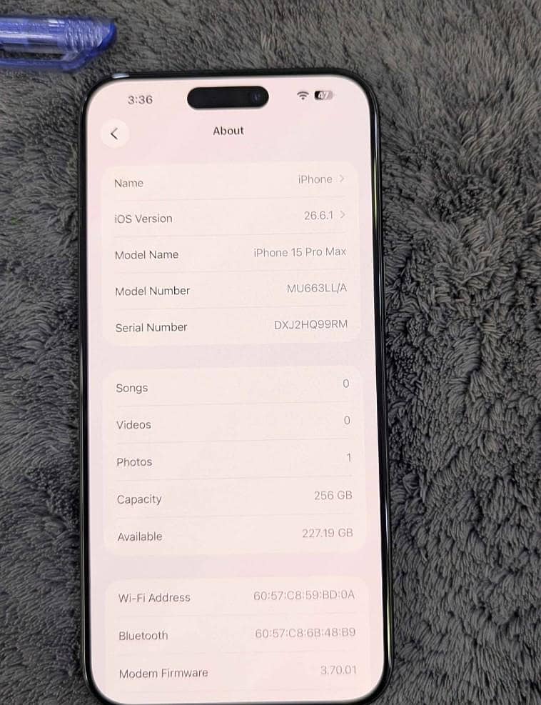 Apple iPhone 15 Pro Max 3