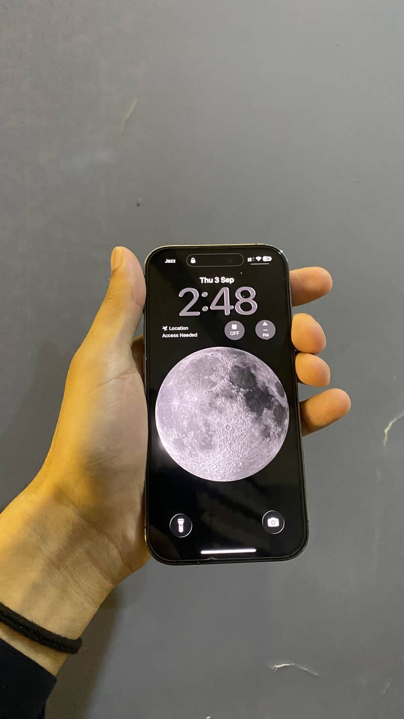 iPhone 14 pro 3