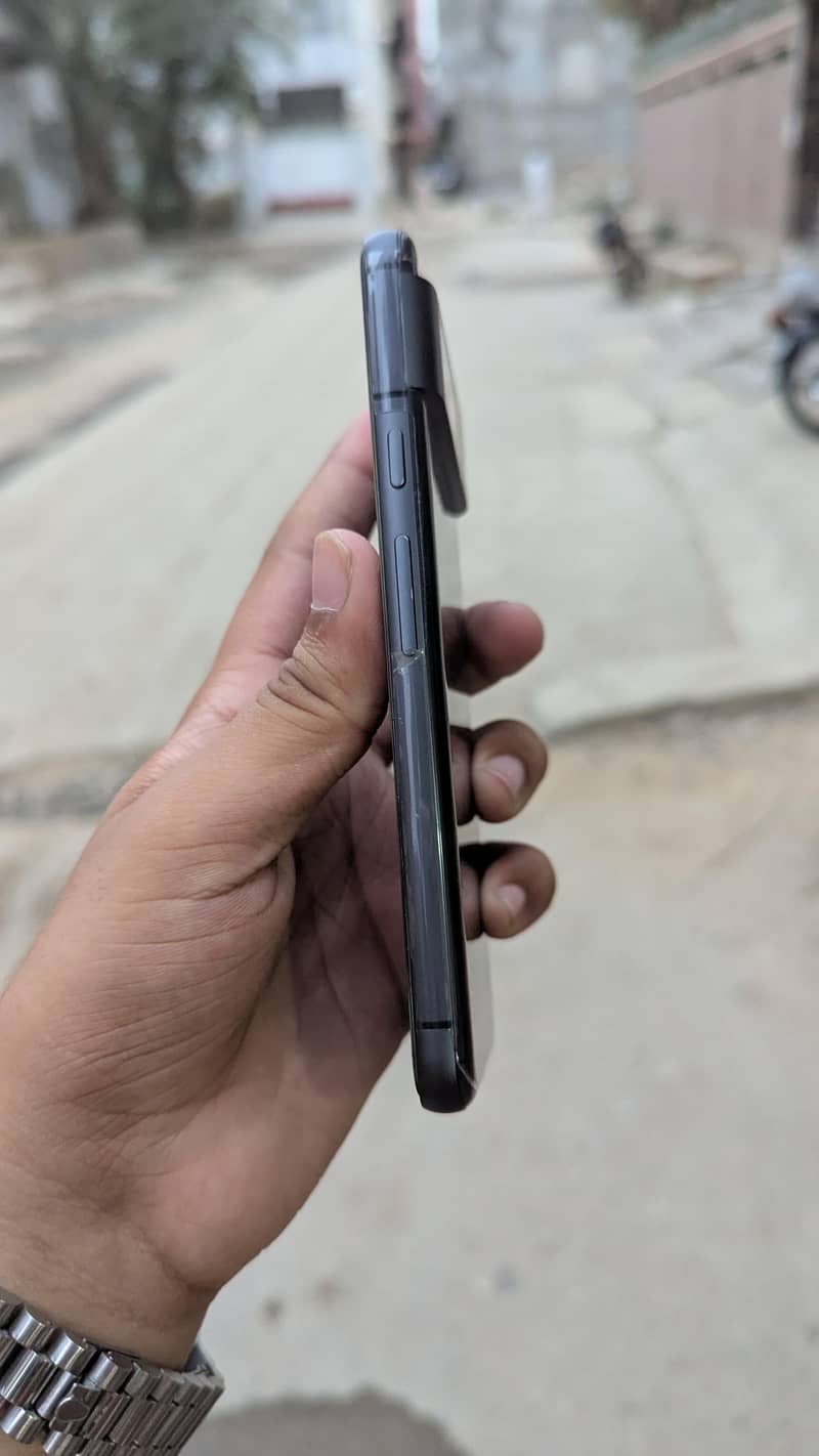 Google Pixel 8 Approved 1