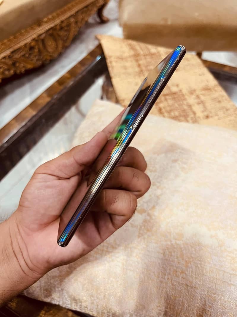 Samsung Mobile Note 10 Plus 1
