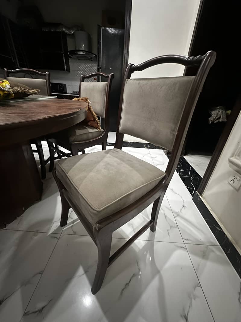 6 Chairs Round solid wood Dining table 2
