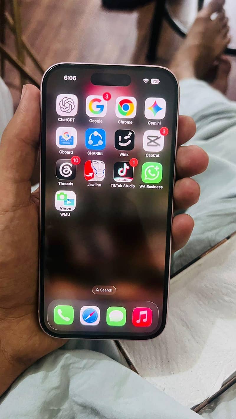 Apple iPhone 15 5