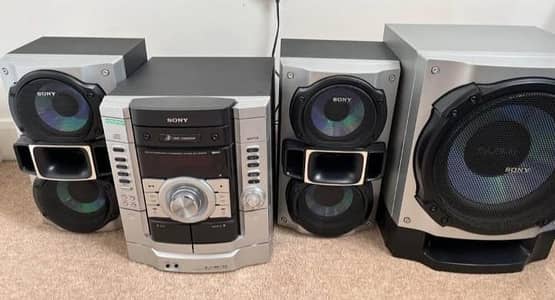 Sony MHC-RG495 Home Theater System+ Subwoofer
