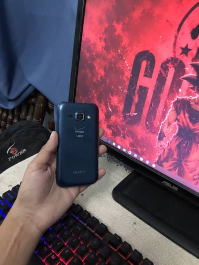 Samsung Mobile J1