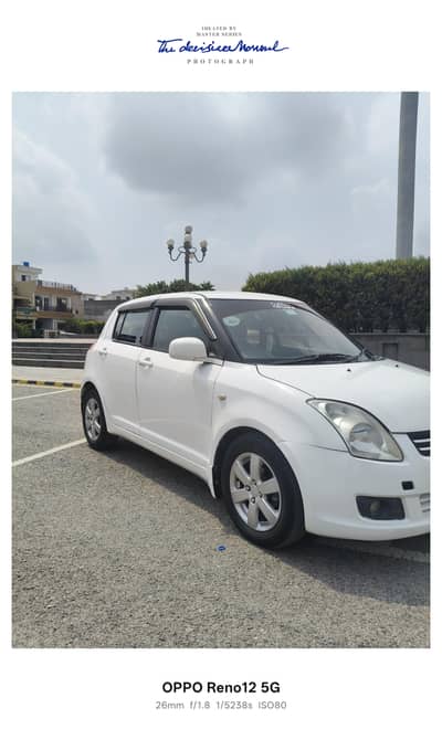 Suzuki SWIFT 2012 DLX AUTOMATIC