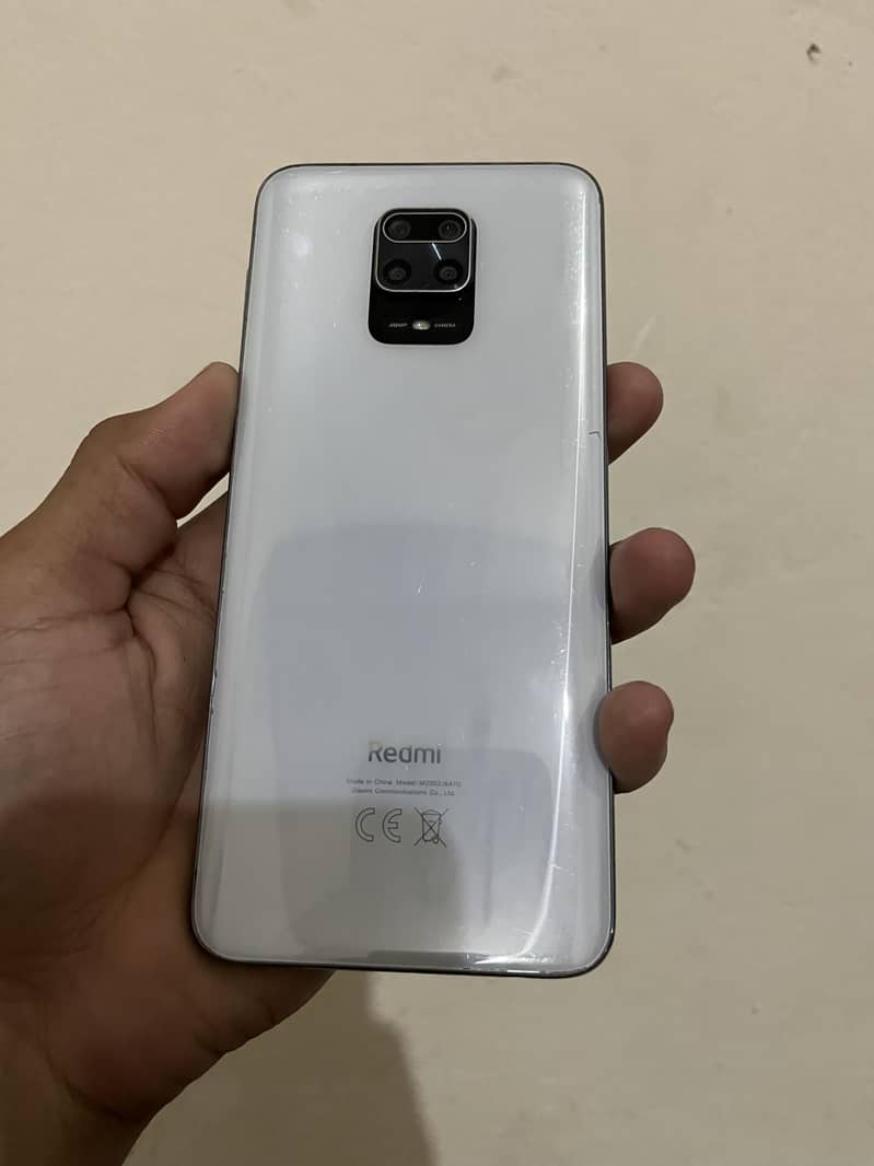 Xiaomi Redmi Note 9S 0
