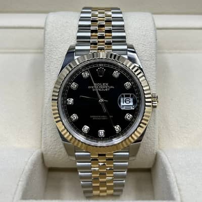 WATCH BUYER | Rolex Datejust 126333 Omega Speedmaster Cartier Santos