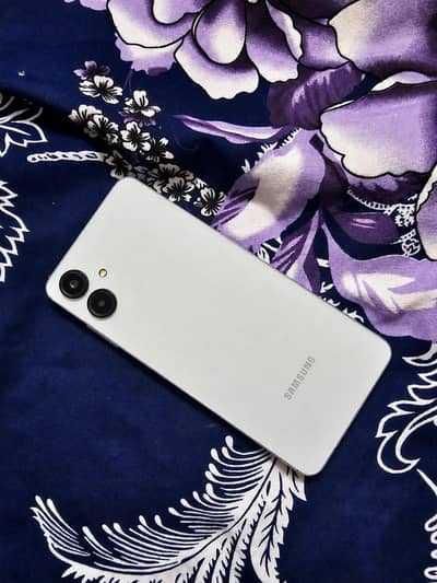 Samsung Mobile A06