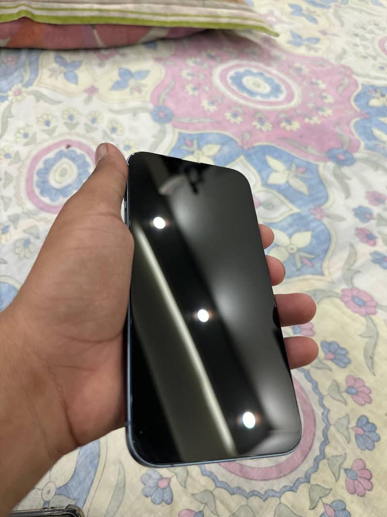 Apple iPhone 14 plus 1