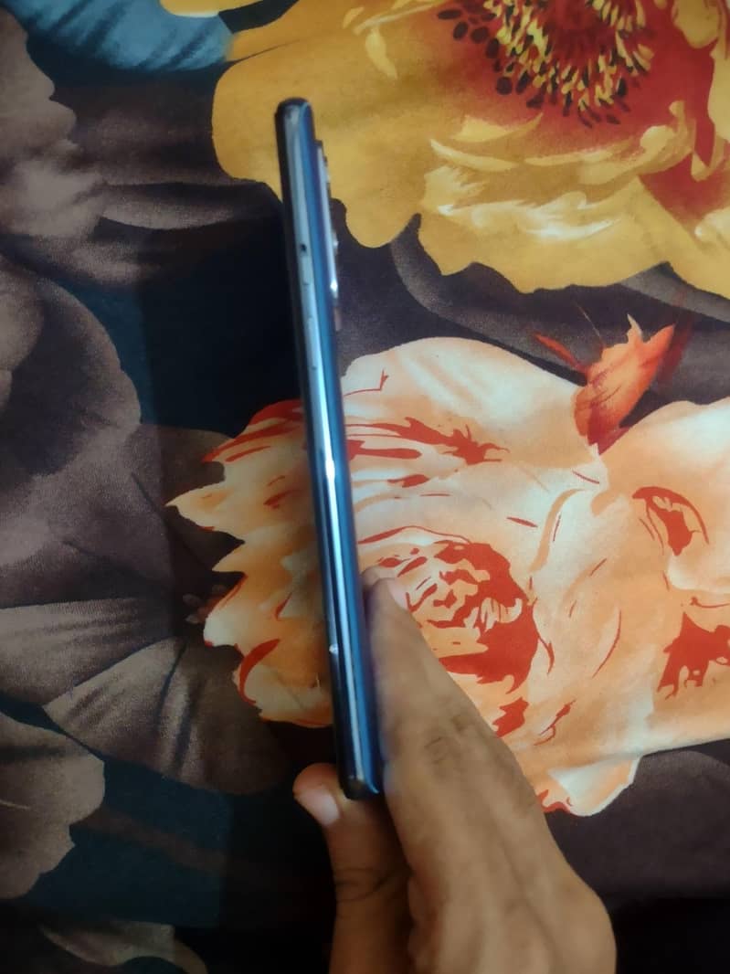 One Plus 9 4