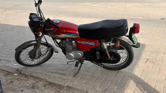 Honda CG 125 Just A brand New Bike In Town