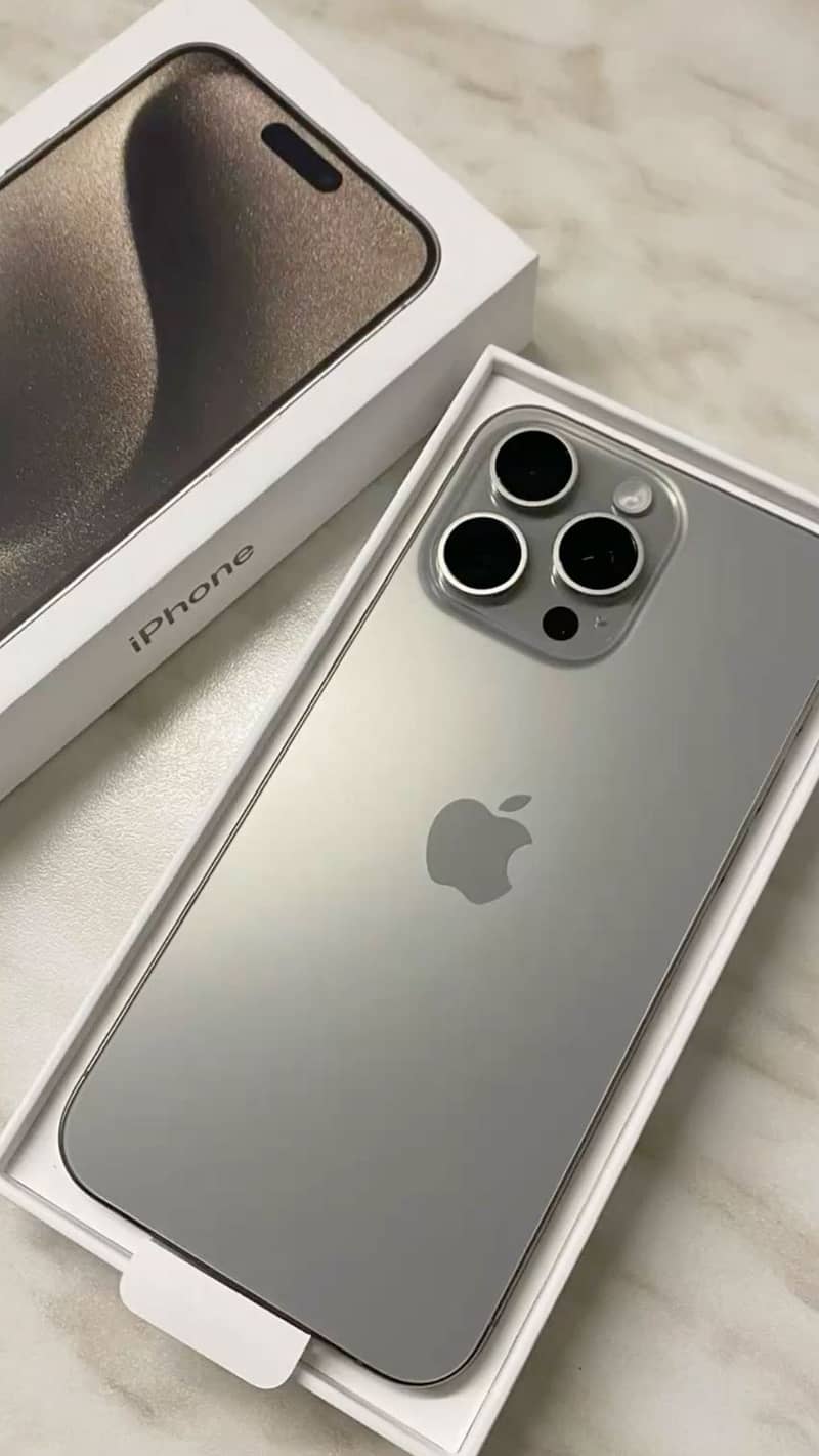 Apple iPhone 15 Pro Max 0