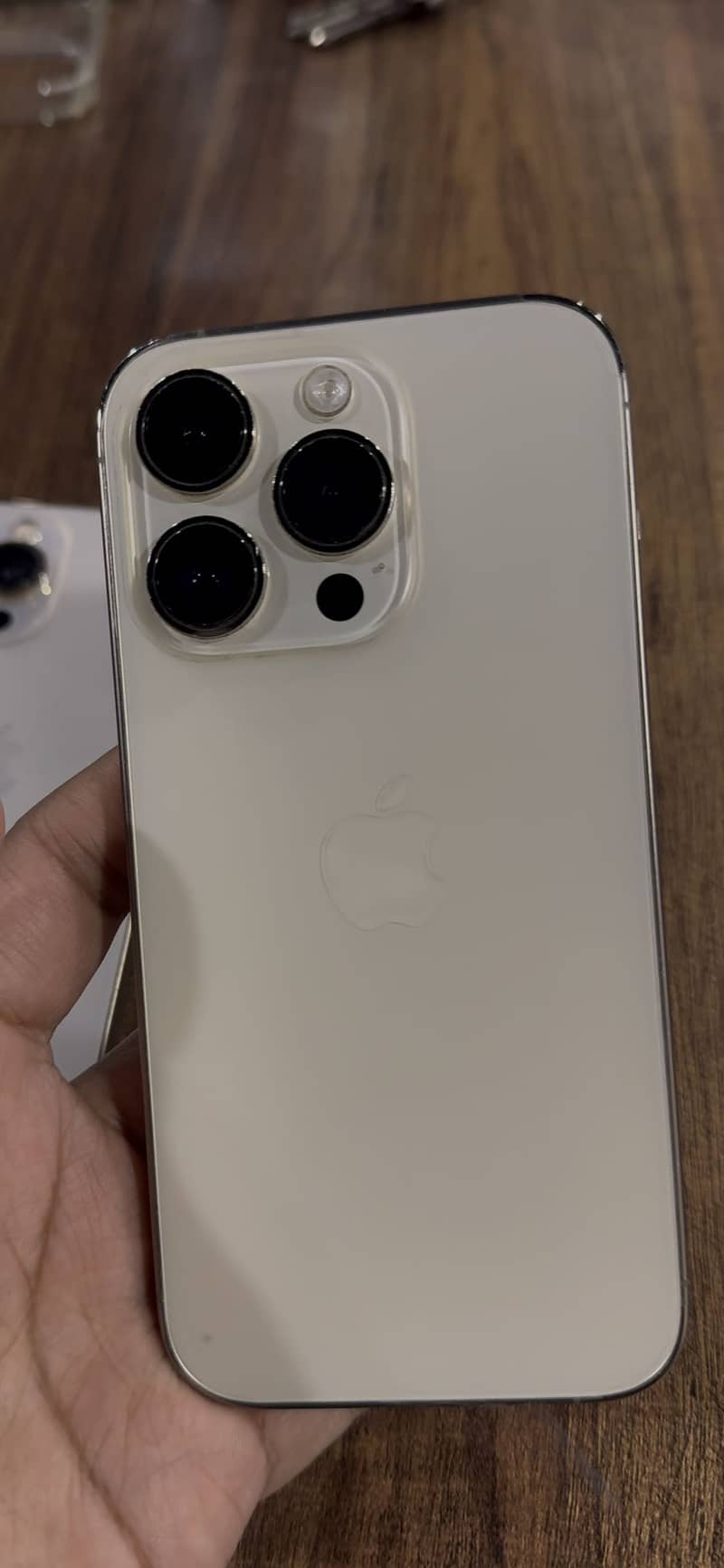 Apple iPhone 14 Pro 0