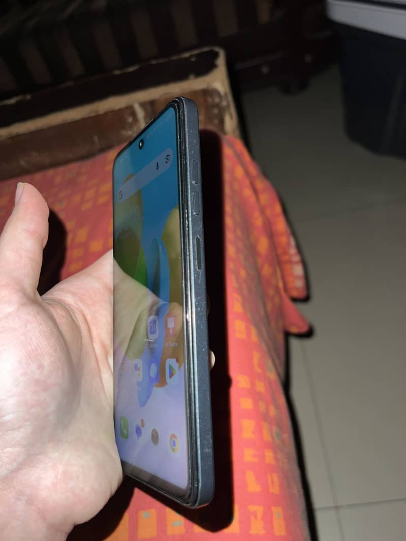 Tecno Spark 20C 2