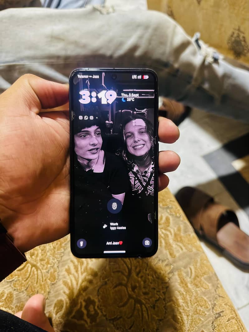 Google Pixel 8 1