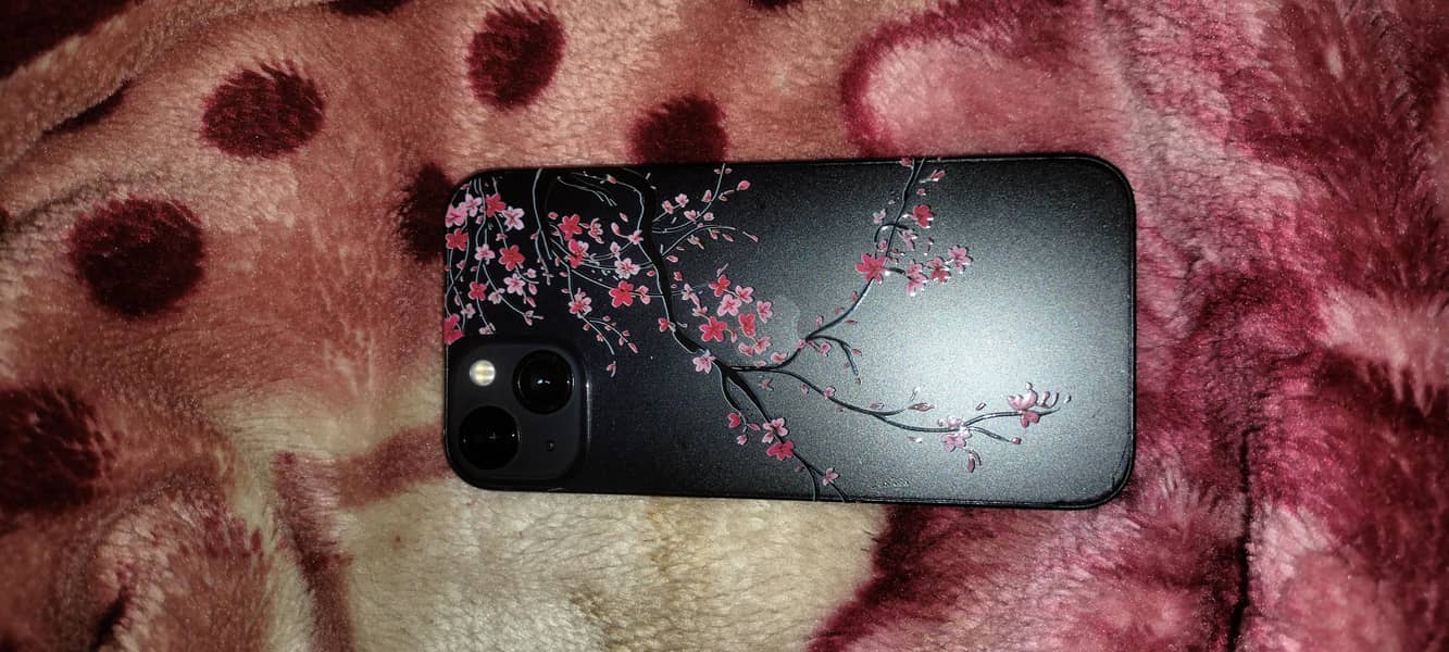 Apple iPhone 13 3
