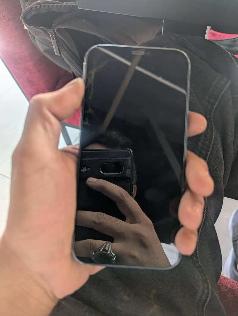 Apple iPhone 12 3
