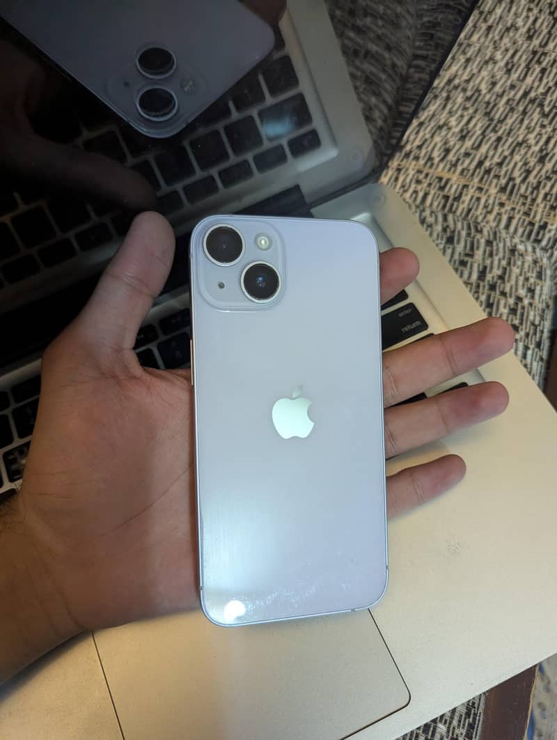 Apple iPhone 14 2