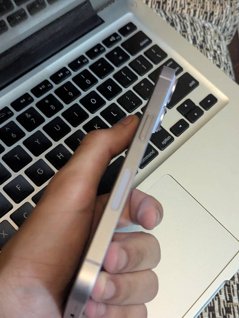 Apple iPhone 14 5