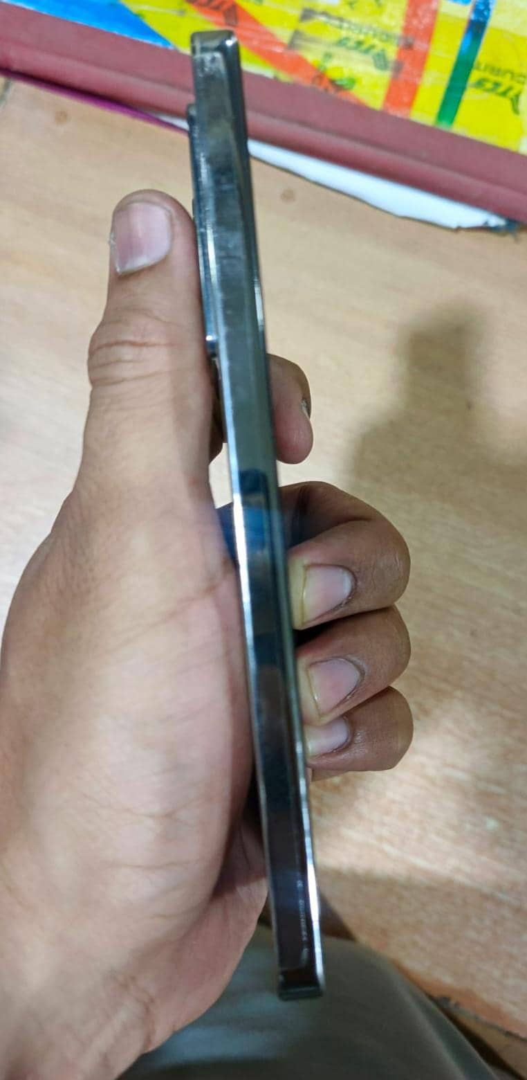 Infinix Note 40 6