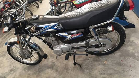 Honda cg 125 black