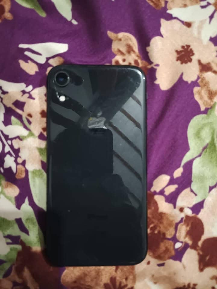 Apple iPhone XR 3