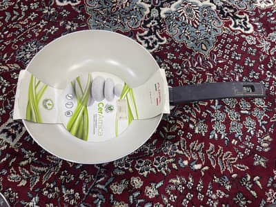Flonal cookware. Made in Italy, scratch resistant,easy to clean.