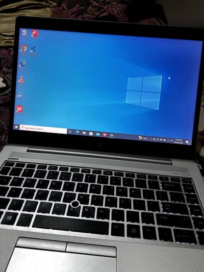 HP ELITEBOOK AMD RYZEN 5 PRO