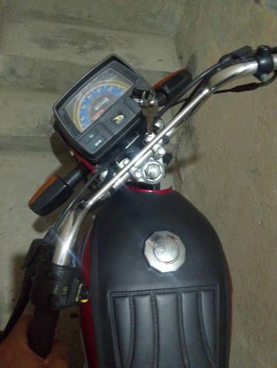 new bike Hy bohat Kam use hui Hy