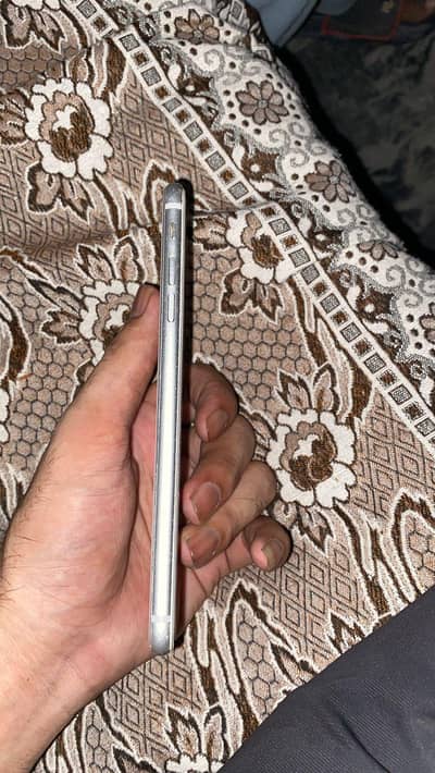 Apple iPhone 8 Plus