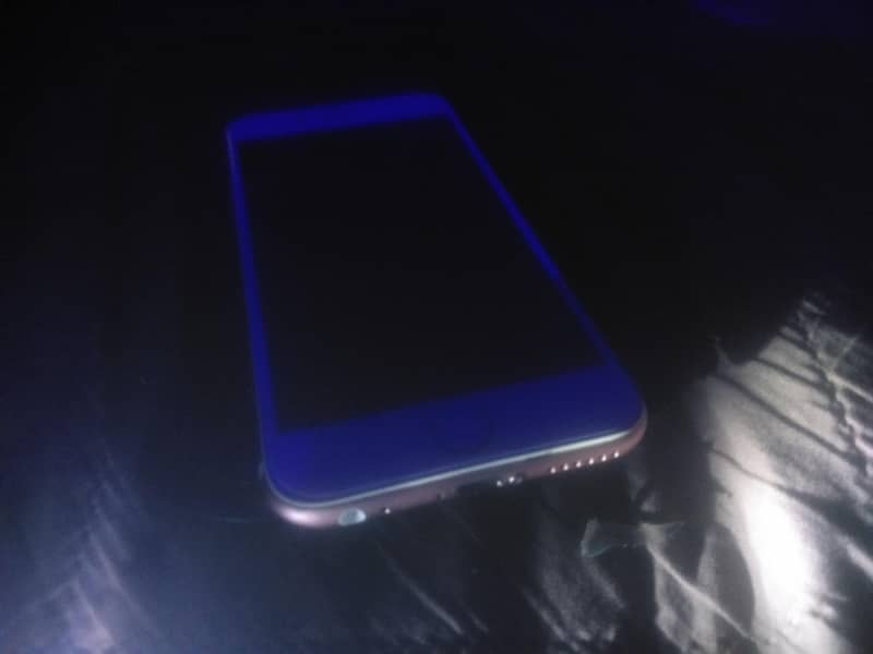 Apple iPhone 6S Plus 3