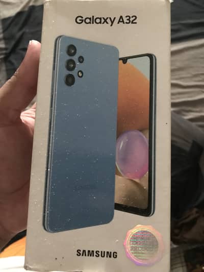 6 128 gb best for using device and data hotspot