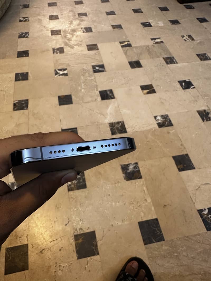 iPhone 13 Pro Max 3