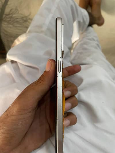 OPPO F21 Pro