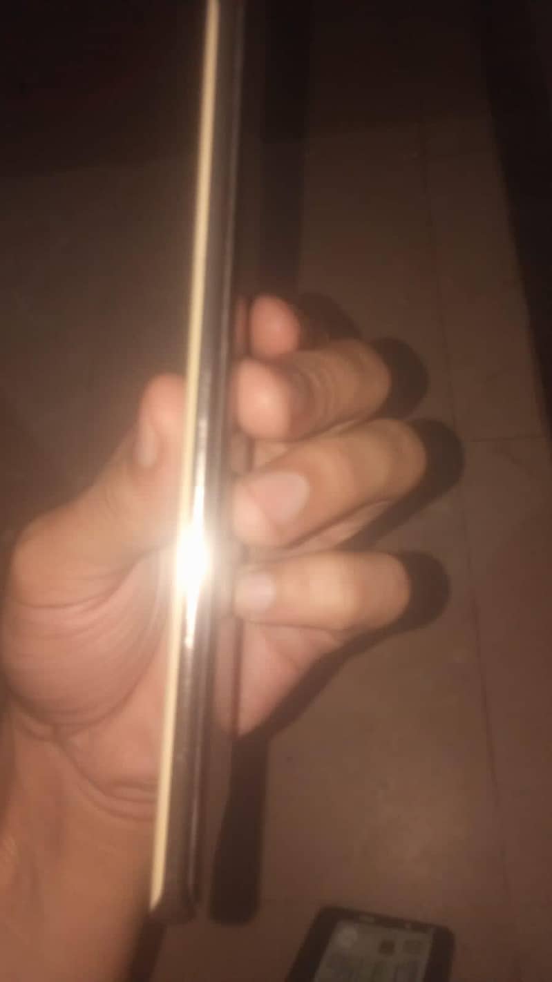 Tecno CAMON 30S 1