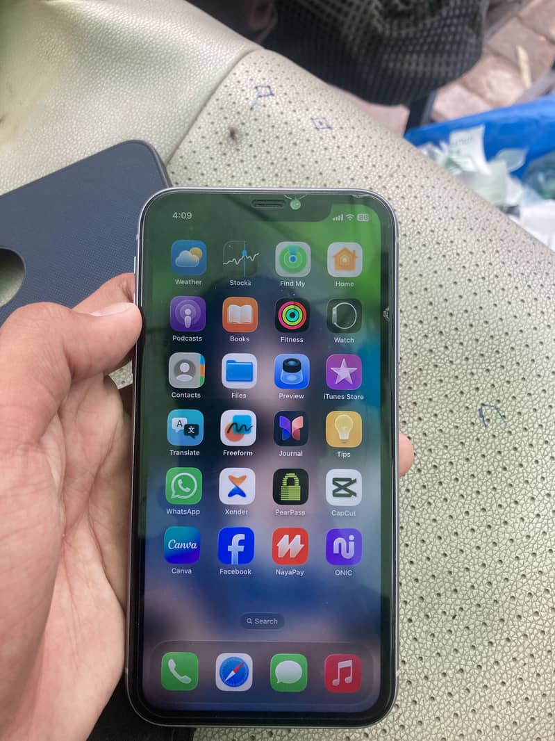 iPhone 11 2