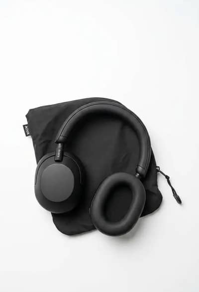 Sony WH-1000XM5 Wireless Noise Canceling Headphones