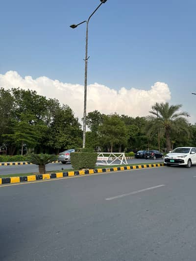 5 Marla Residential Plot Near to Second Entrance In Tulip Overseas Prime Location