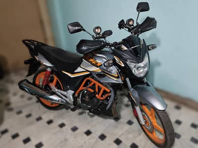 Honda cb150f special edition excellent