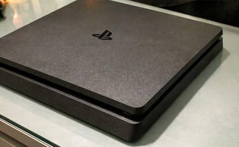 PS4 SLIM BLACK