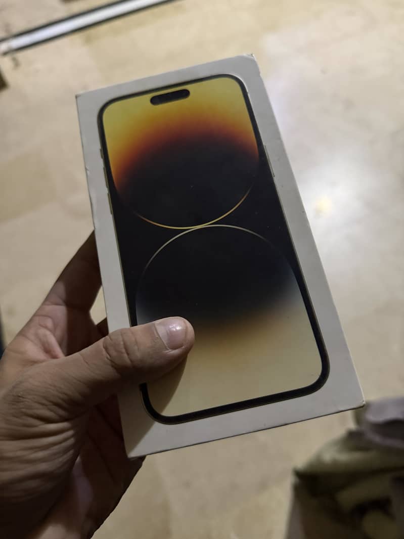 Apple iPhone 14 Pro Max 1