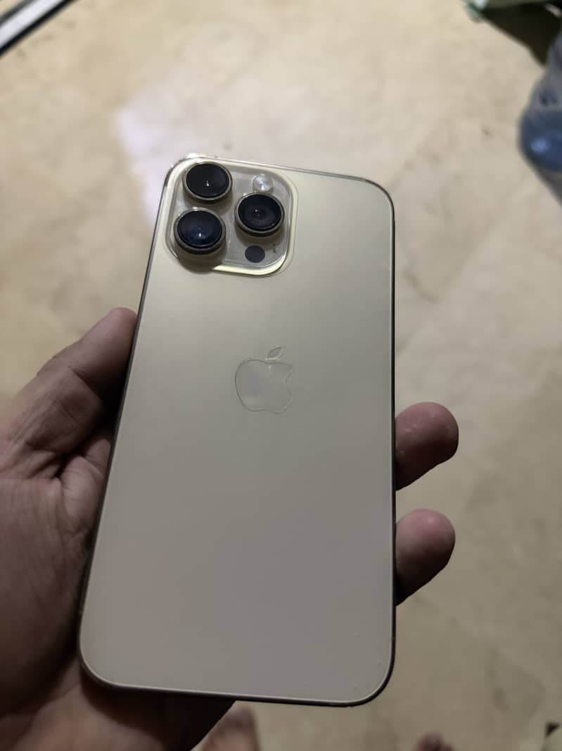 Apple iPhone 14 Pro Max 4