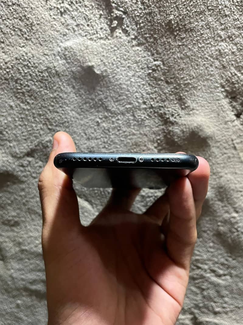 Apple iPhone 7 6