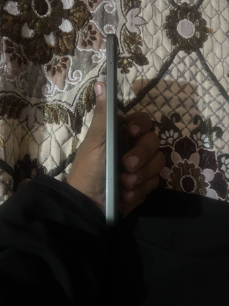 Honor 7X 3