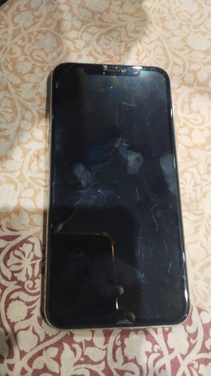 Apple iPhone 11 Pro Max 0