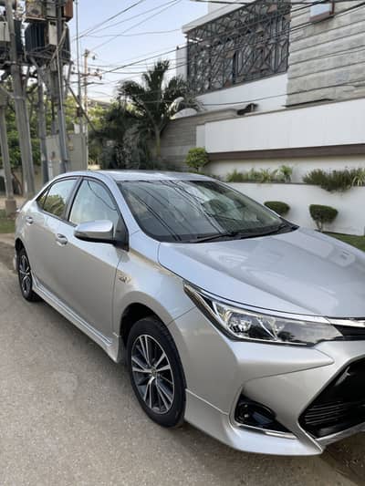 Toyota ALTIS 1.6X (bumper to bumper original)