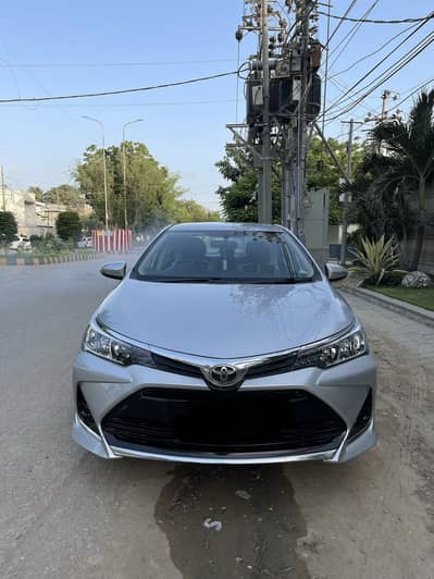 Toyota ALTIS 1.6X (bumper to bumper original)