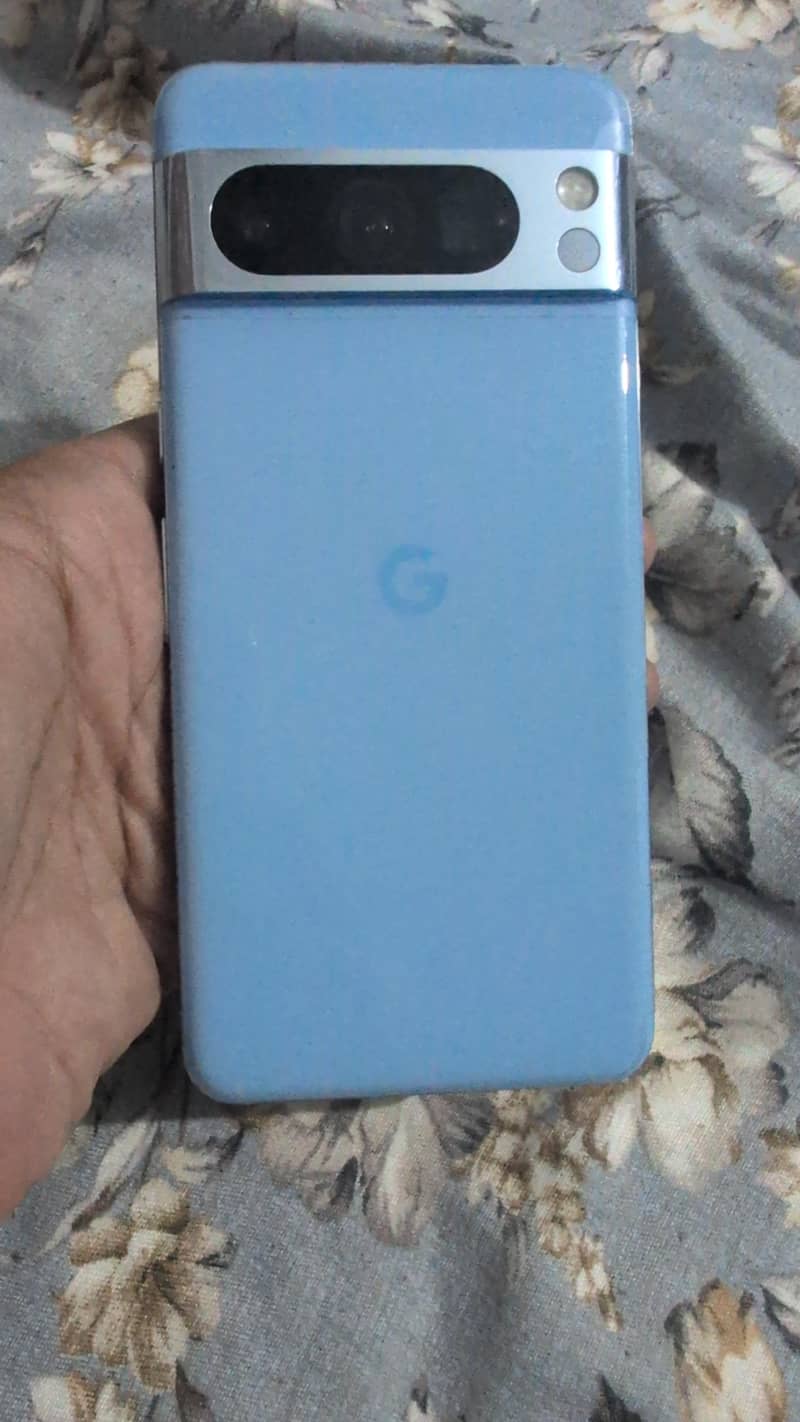 Google Pixel 8 Pro 0