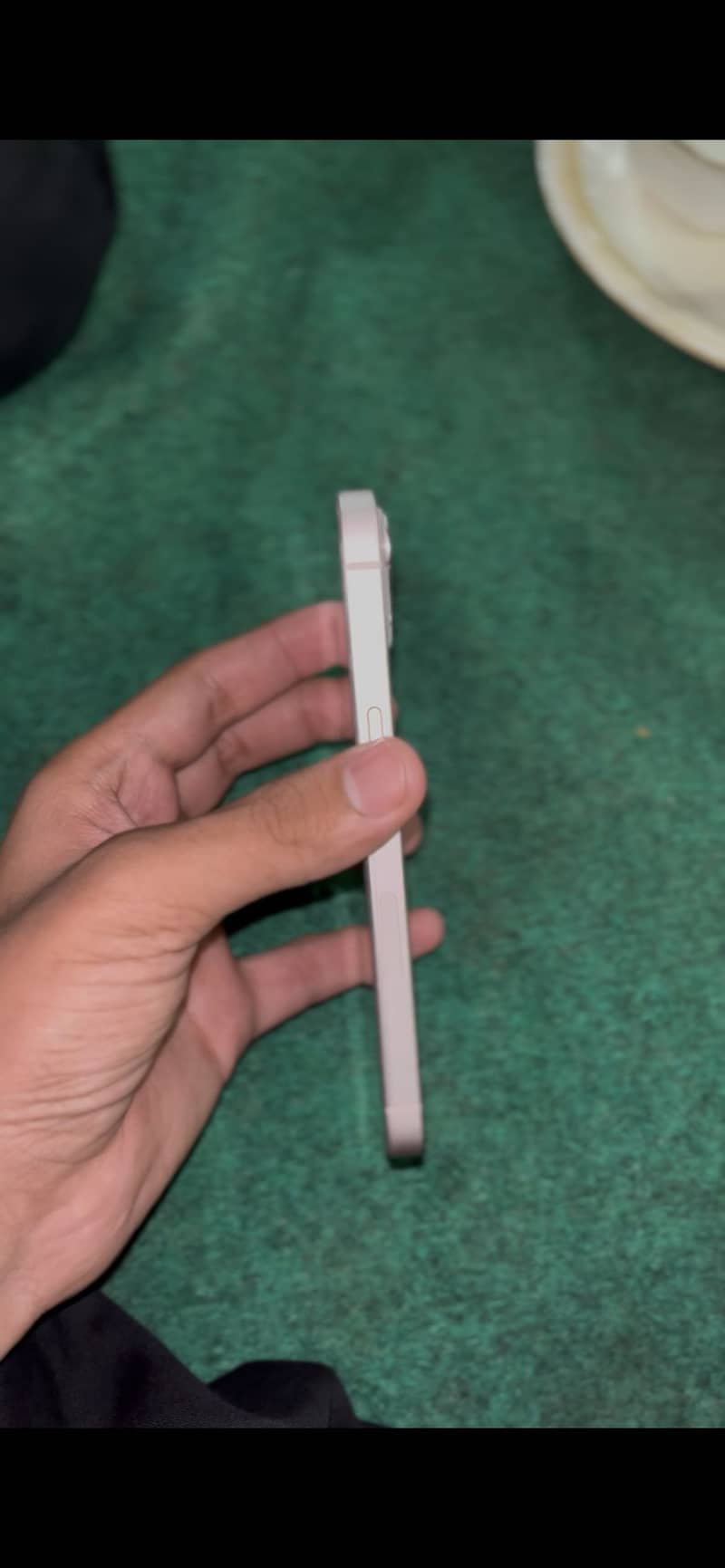 Apple iPhone 13 5