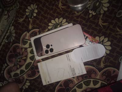 Apple iPhone 16 Pro Max esim